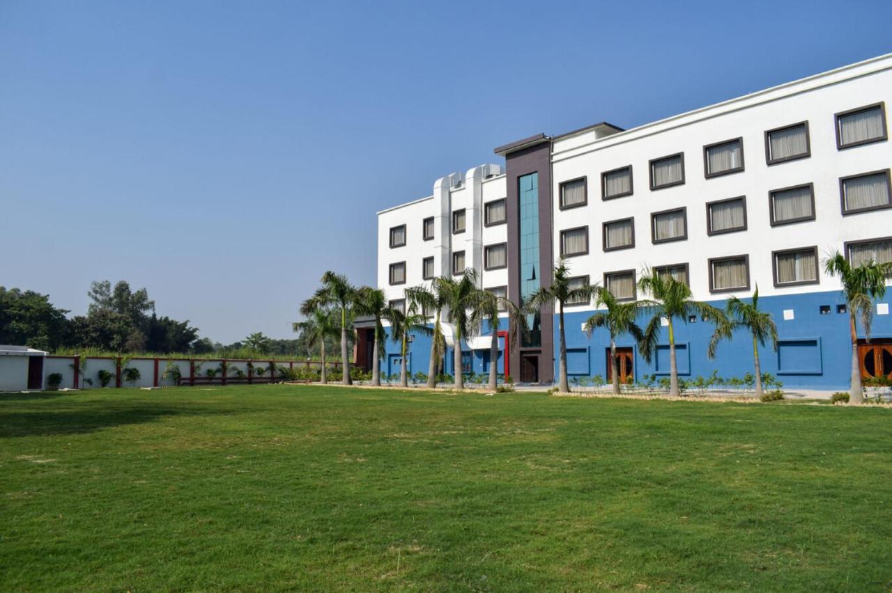 Tulip Inn Shravasti Bahraich المظهر الخارجي الصورة